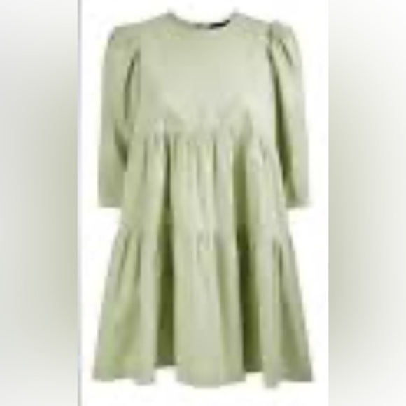 Moon River Mini Bubble Sleeve Dress. Size M sage green - Picture 1 of 9